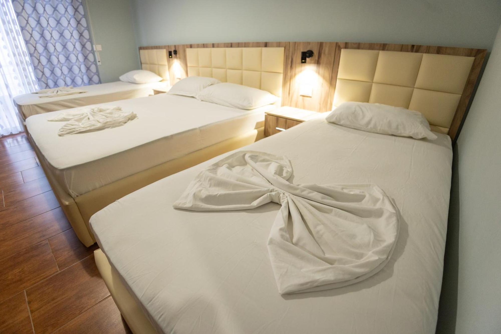 Hotel Klebrido ดูร์เรส ภายนอก รูปภาพ