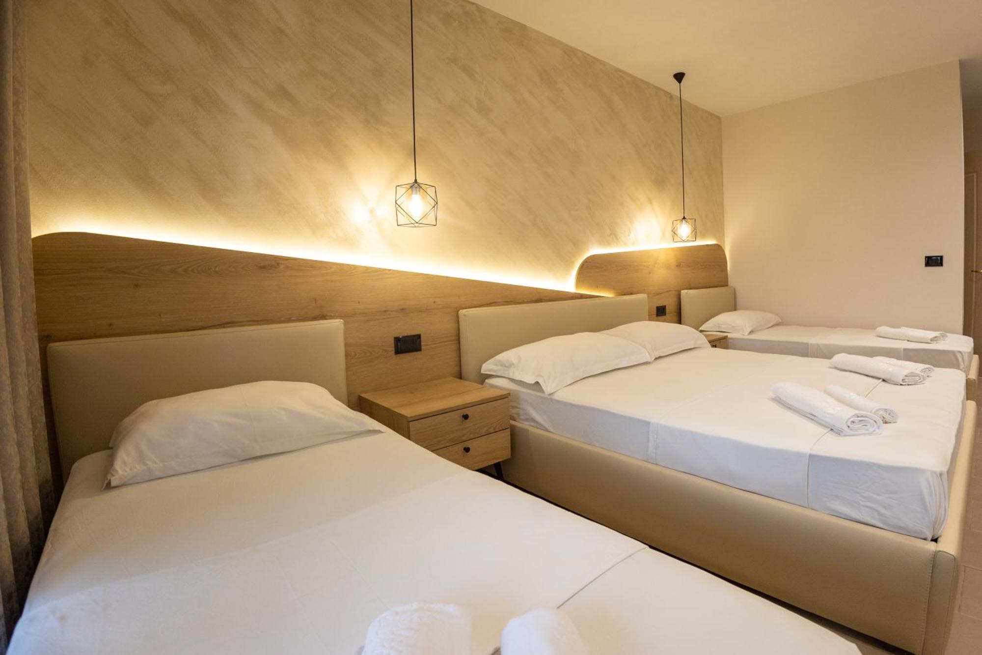 Hotel Klebrido ดูร์เรส ภายนอก รูปภาพ